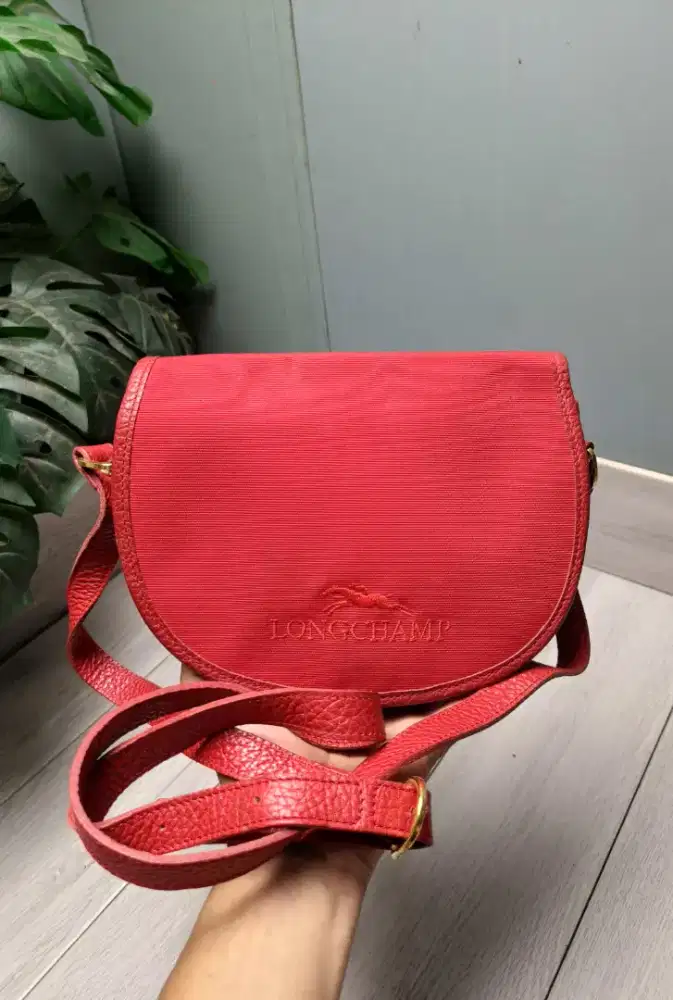 Longchamp Sling Bag Preloved