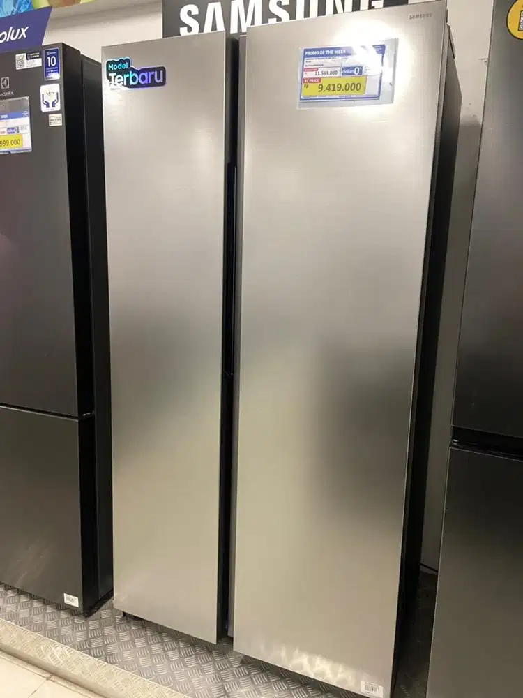 SAMSUNG SBS 583L silver