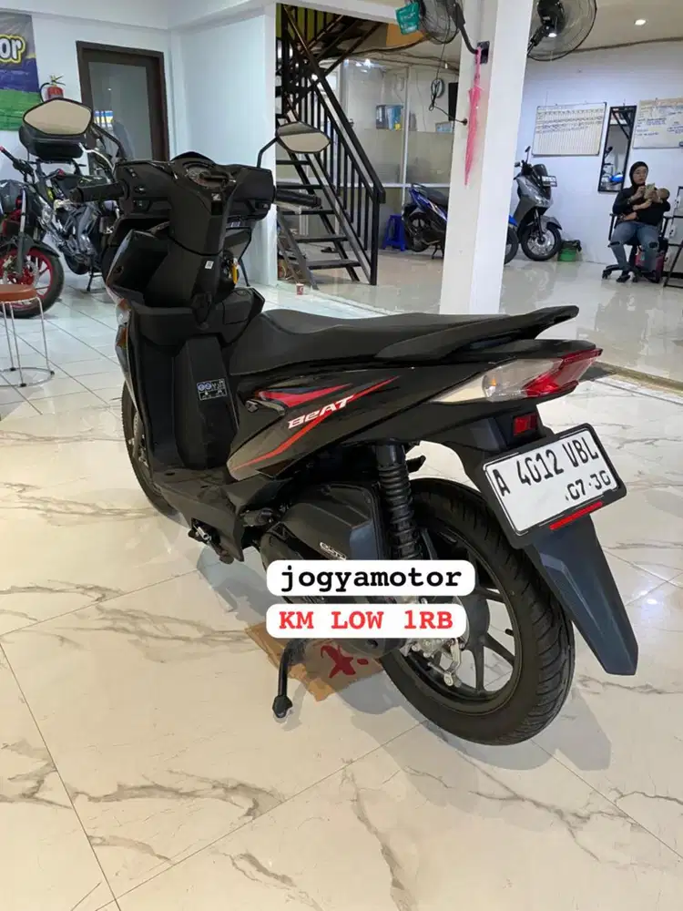 (B) honda new beat fi tahun 2025