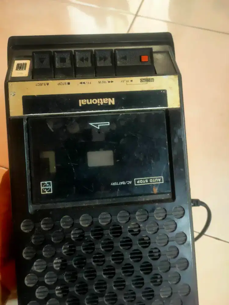 Tape jadul nasional hidup