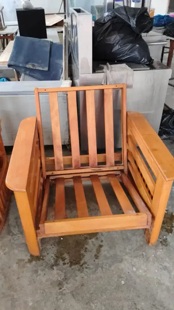 Sofa santai kondisi bagus tidak dipakai