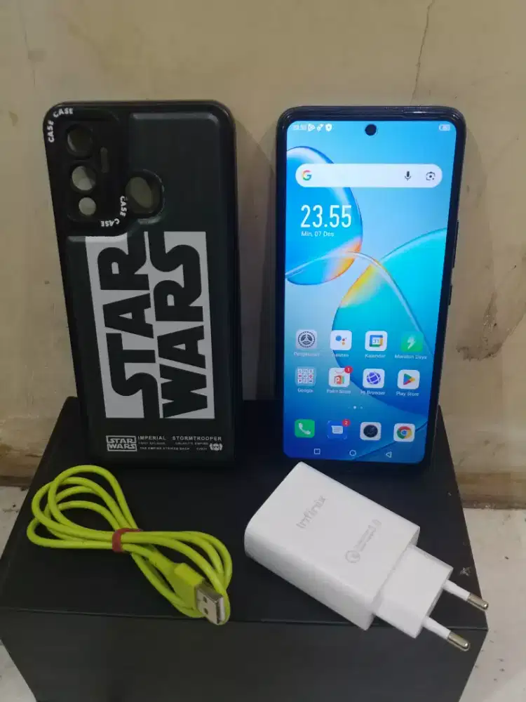 Infinix Hot 12 Play Ram 4+2/128 GB Hp Casan Masih Mulus
