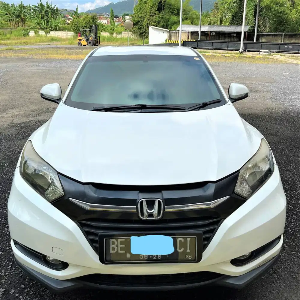 Dijual cepat Honda HR-V E CVT 2016 Putih Istimewa