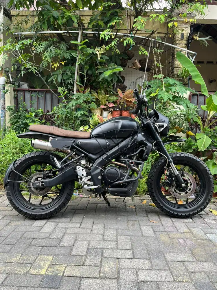 DIJUAL MURAH - YAMAHA XSR155 - 2020 included SPAREPARTS ORI & VARIASI