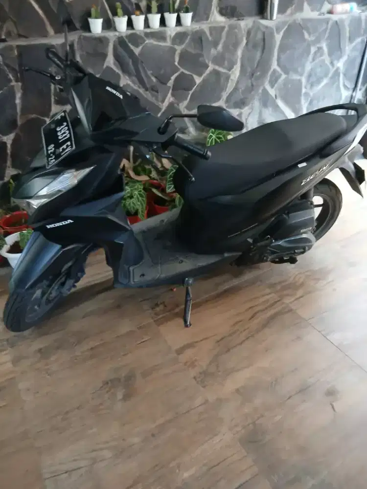 Honda beat di jual