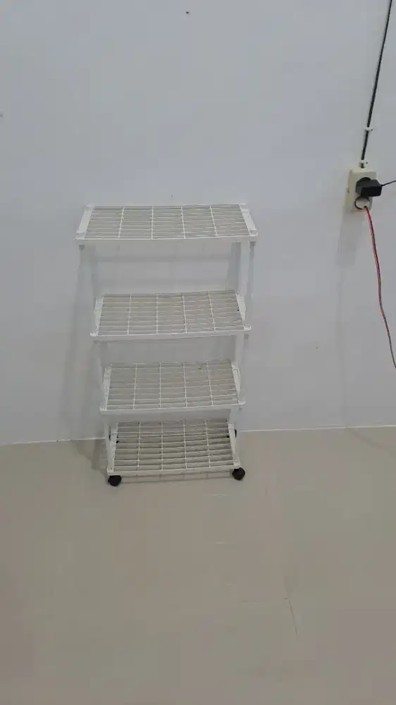 Rak murah 4 susun bongkar pasang