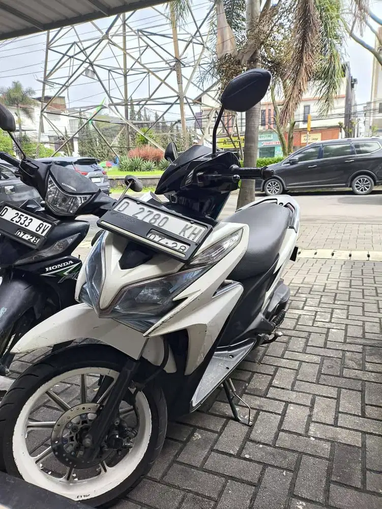 JUAL MURAH VARIO 125 KZR 2013