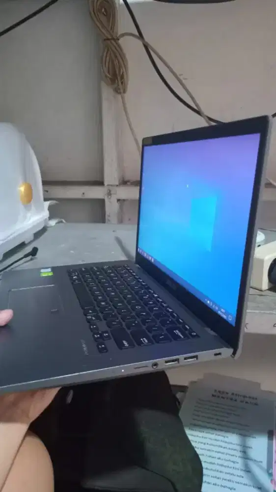 Jual laptop ASUS A409f ram 8 memory 1tera 1000GB CORE i5