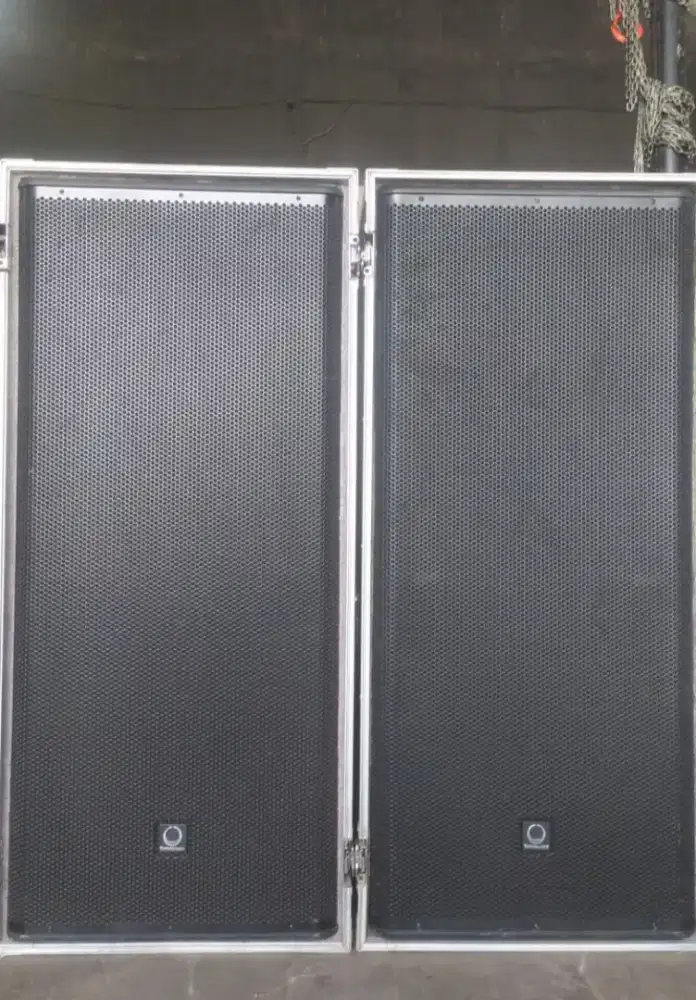 TURBO SOUND MADRID TMS-153