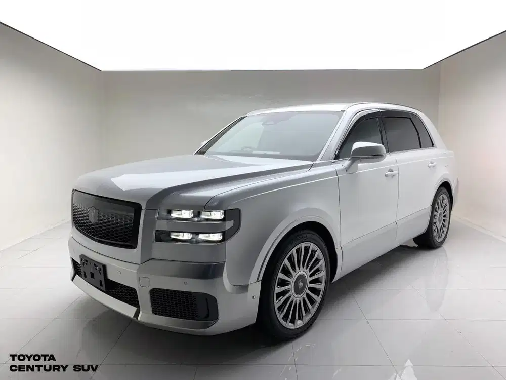 (NEW) TOYOTA CENTURY SUV 3.5 PHEV 2025 – PRECIOUS WHITE PEARL &SILVER