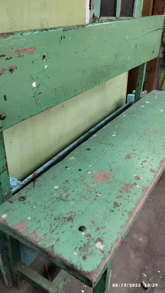 Kursi panjang 1 Meteran