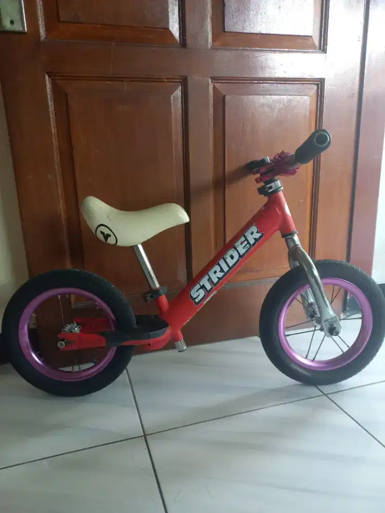 Dijual push bike merk strider original