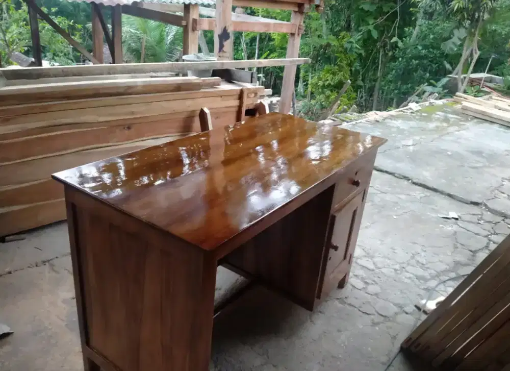 meja kantor / meja sekolah
