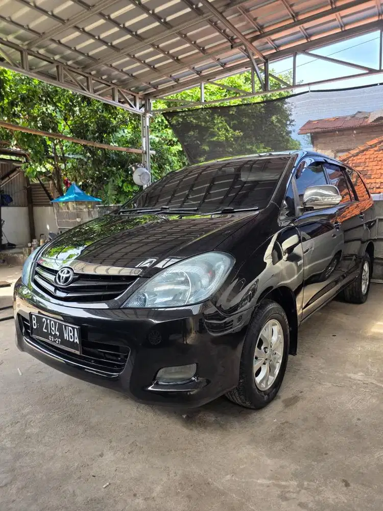 Toyota Innova 2009 Bensin M/T
