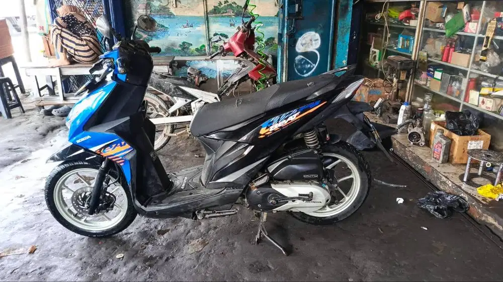 Edisi lg bggun rumah mtr ga d pakai2 mau jual aj pakaiaan istri