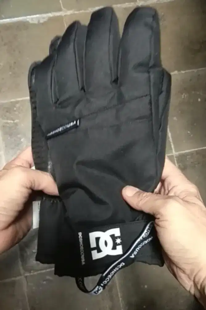 Sarung tangan Thinsulate DCSHOECOUSA Hitam