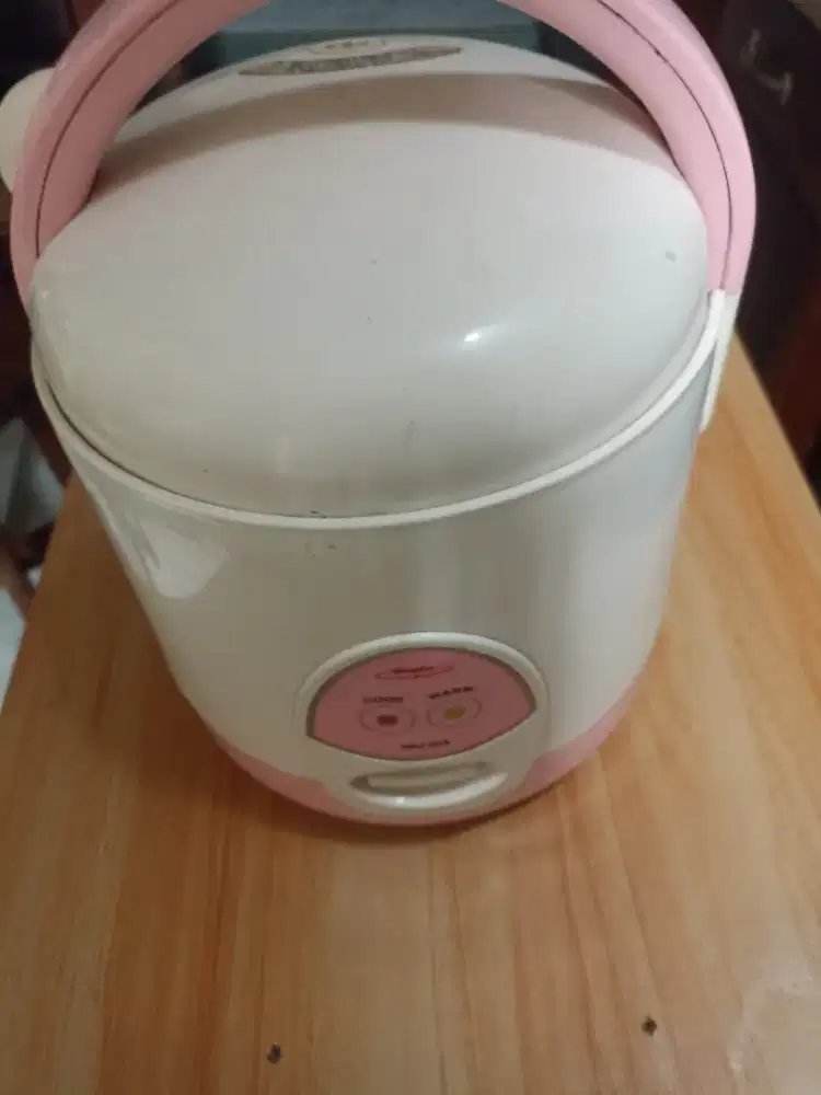 Maspion Rice Cooker MRJ - 068 / 0.8 ltr