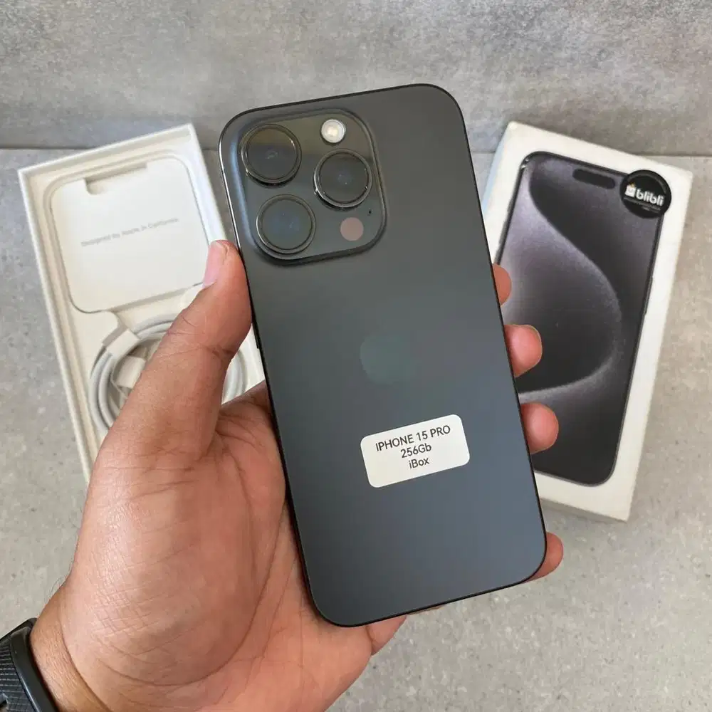 iPhone 15 Pro 256gb second Garansi Resmi Fullset Original