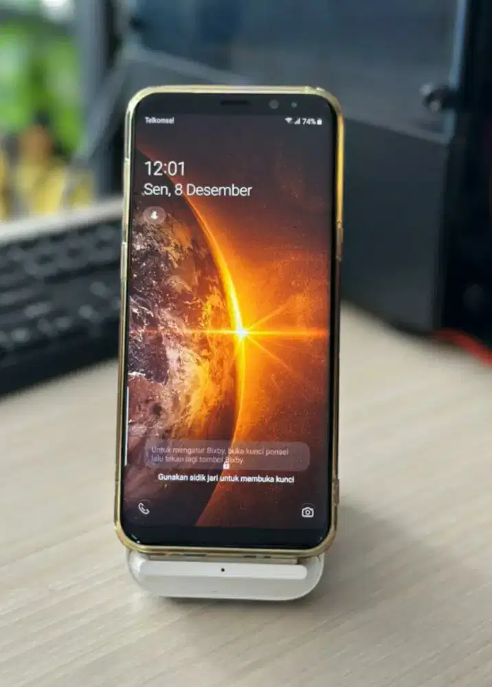 Hp samsung S8 plus mulus, normal semua seperti baru