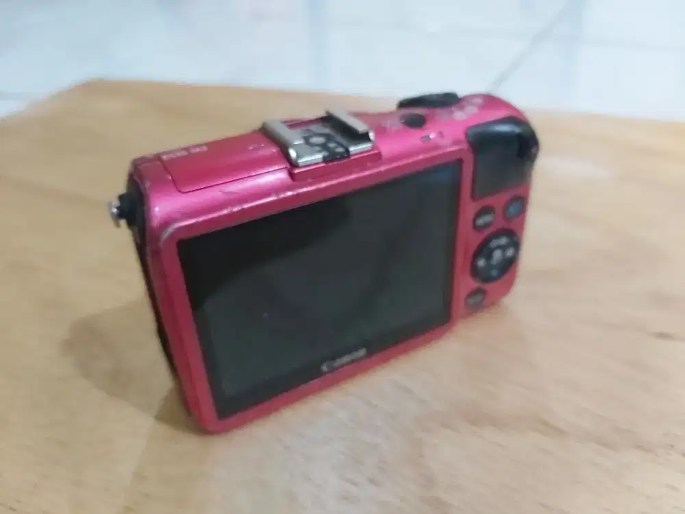 Kamera Canon M2 Body Only