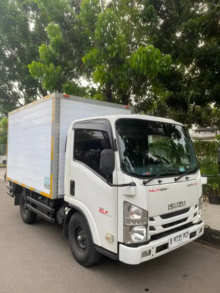 jual truk engkel Isuzu elf nlr 55 tx