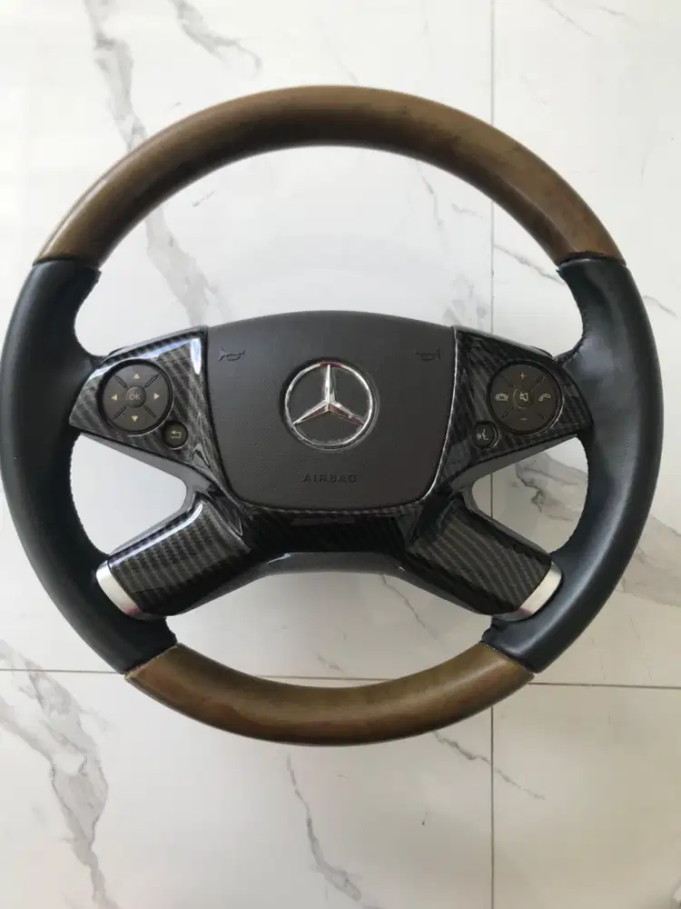Steer Mercedes Benz W212 e63 AMG (Paddel Shift)