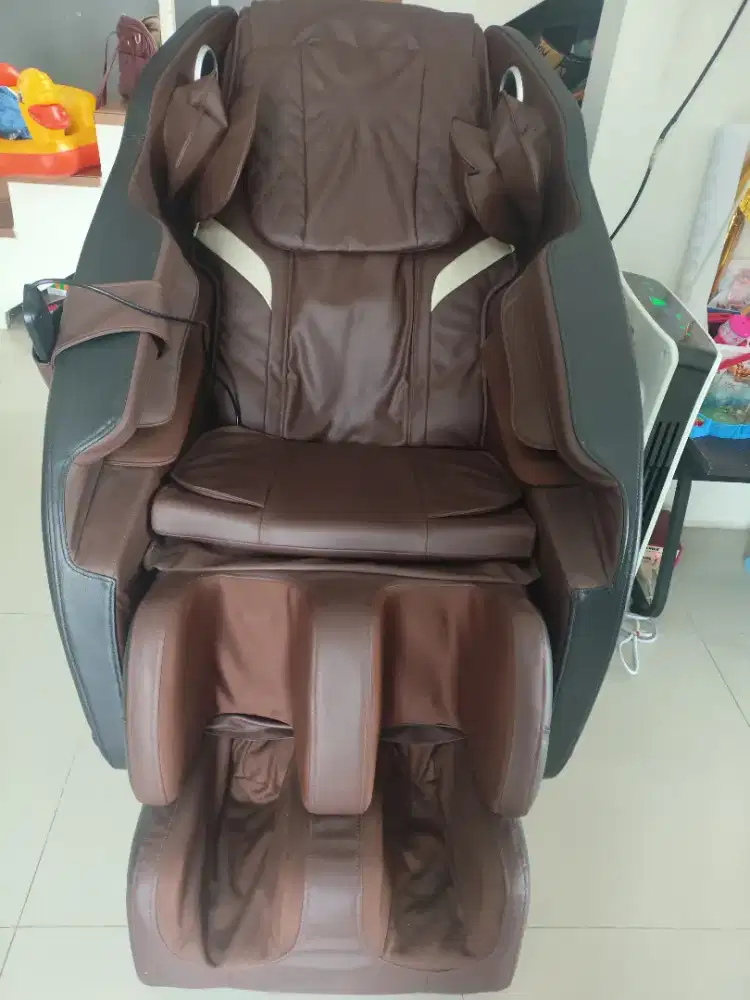 Dijual kursi pijat merk Rovos