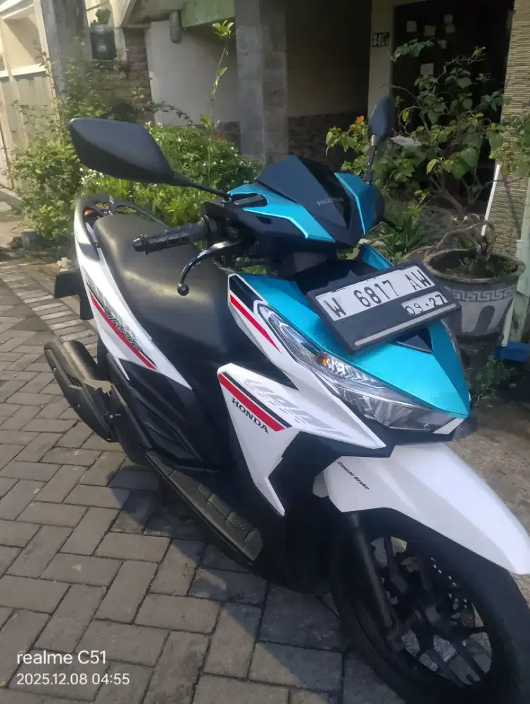 Honda vario putih