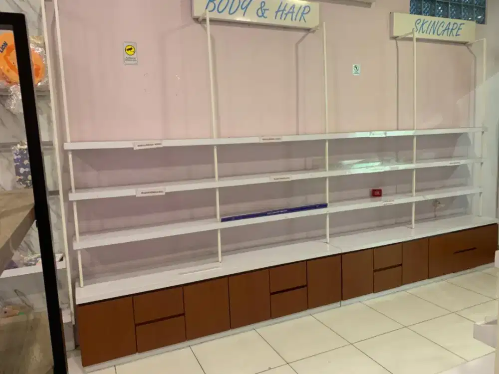 Rak pajangan panjang 4