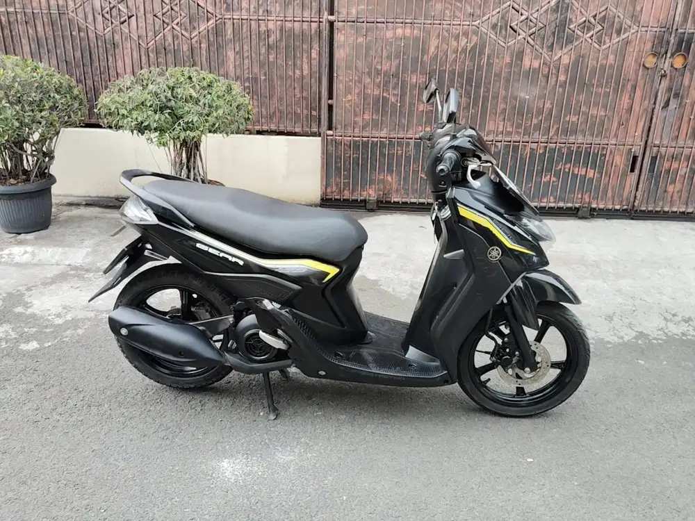 Yamaha Gear 125cc thn 2022 mesin halus siap pakai pajak hidup