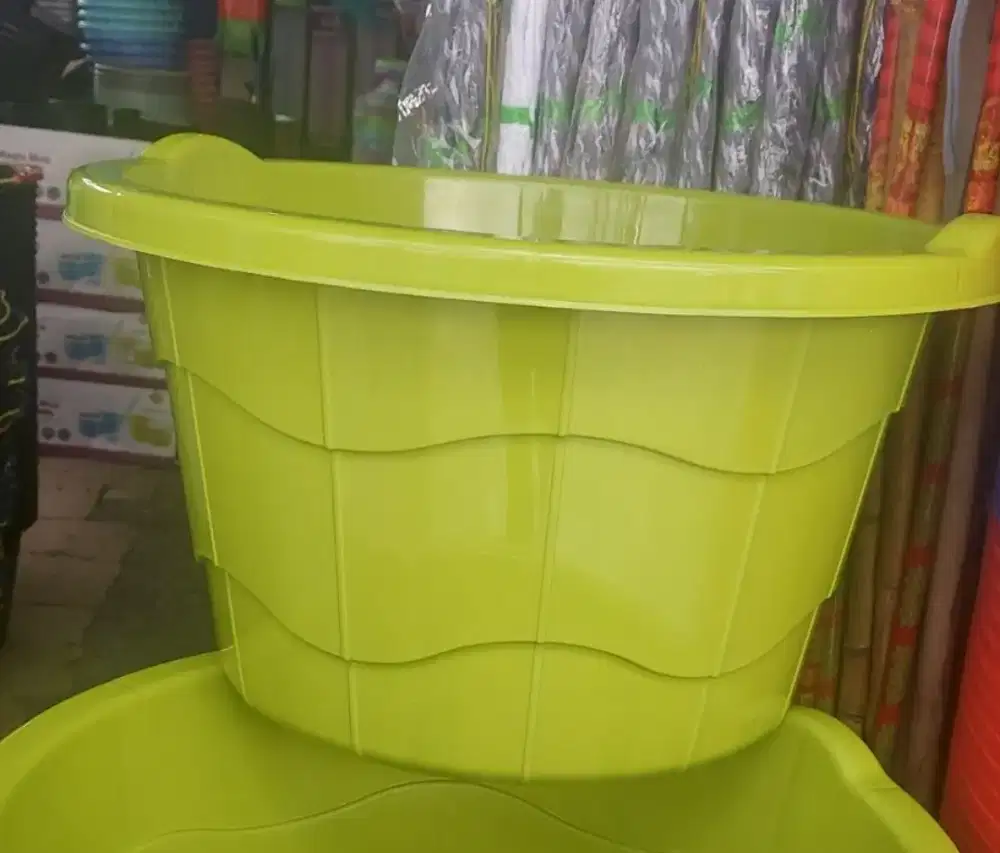 Bak Air Plastik Osaka 45