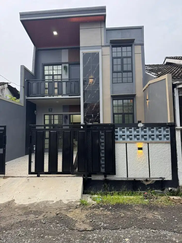 Rumah 2 lantai siap huni di citra indah