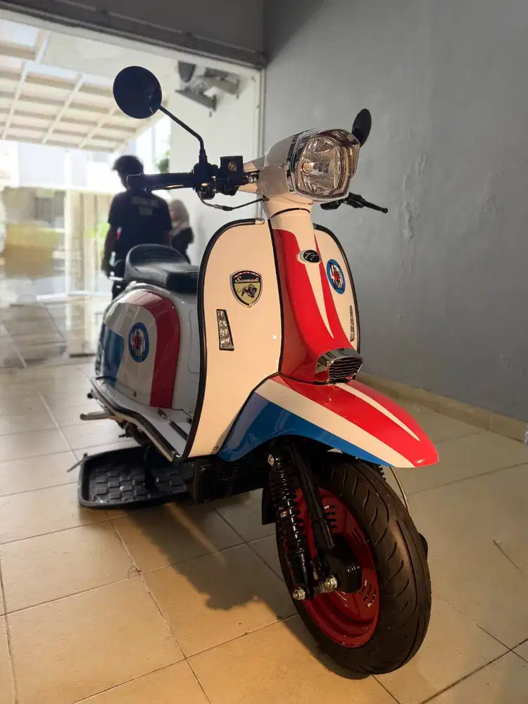 Scomadi Turismo Technica 200 W - The Who (limited edition no 46)