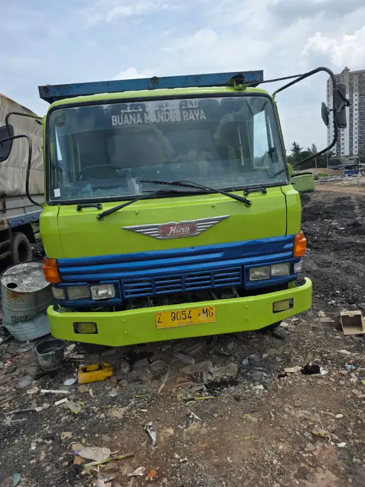 Hino rangers FF 173 NA LOAD BAK