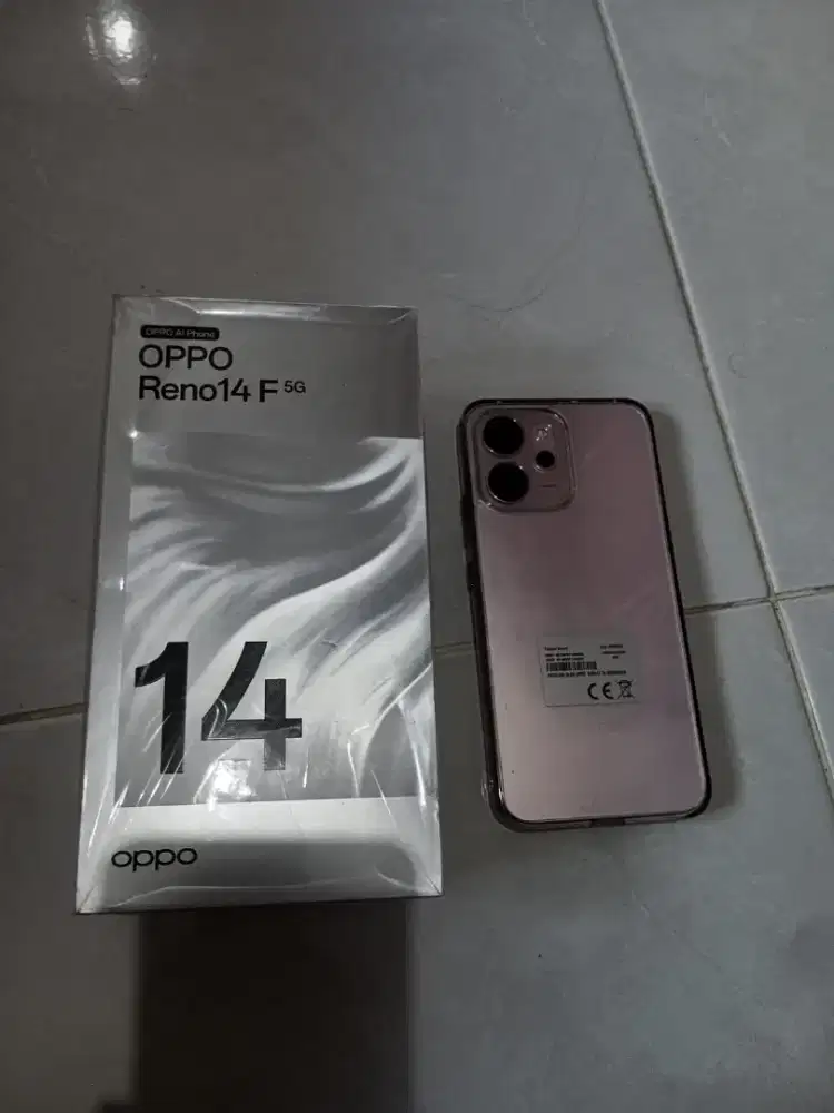 Oppo Reno 14 F 5 G .