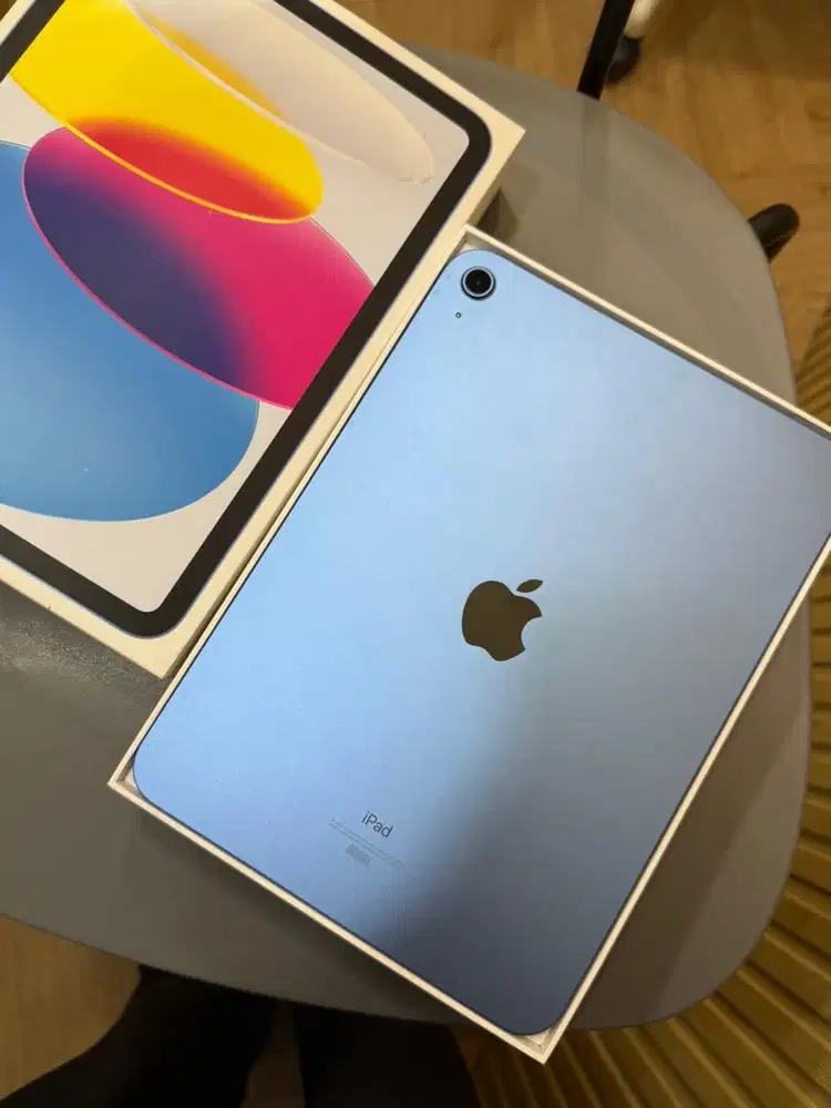 iPad Gen 10 64G Wifi Only Blue Garansi On Mei 2026