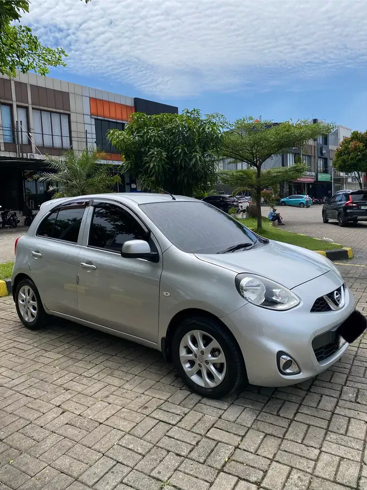 Nissan March 2015 Bensin