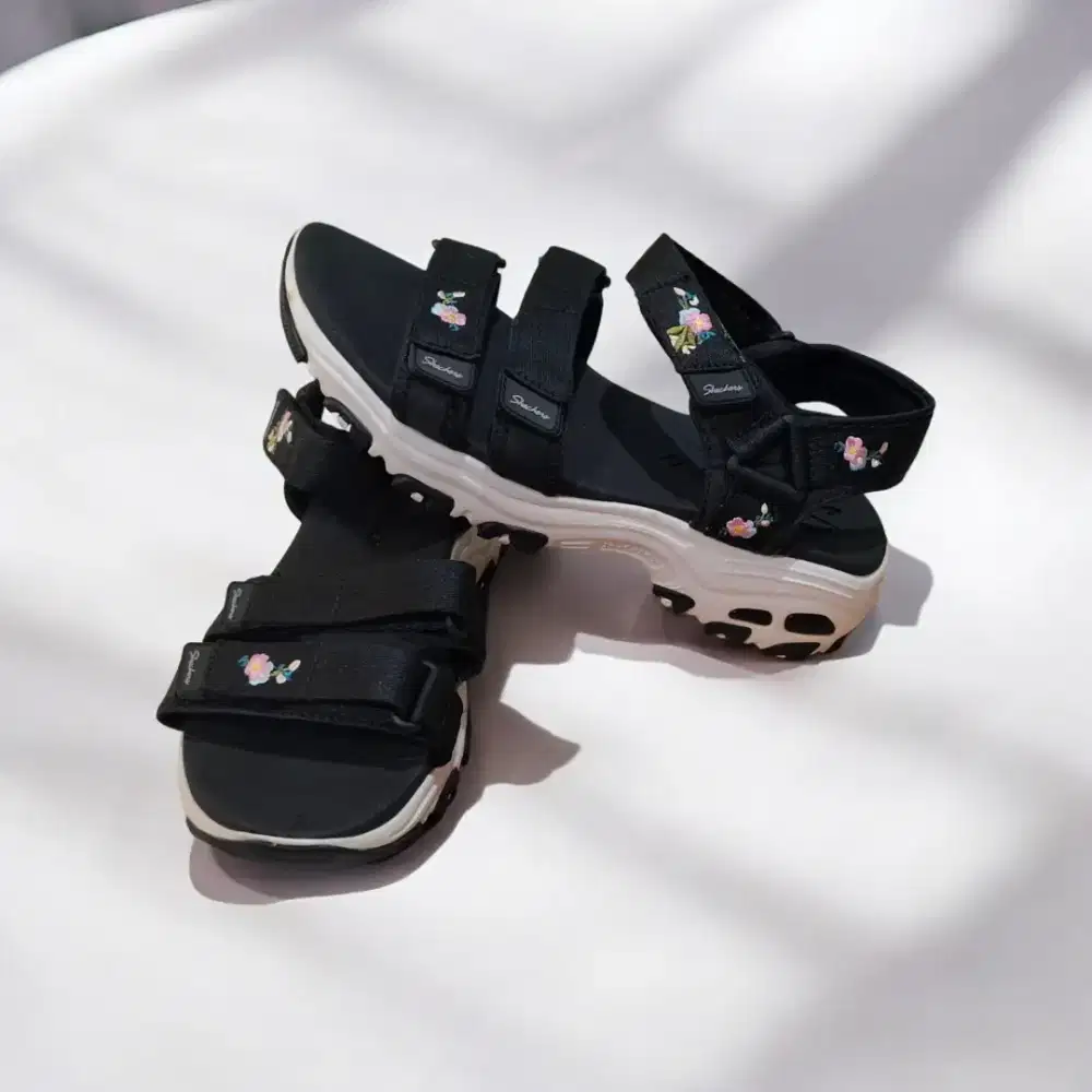 Sendal Sepatu Skechers