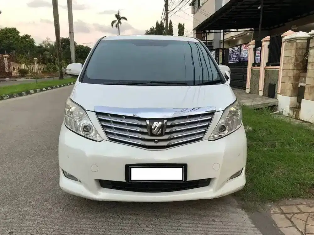 Toyota Alphard G 2013
