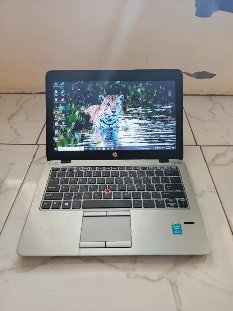 Hp Probook 820 G2 Intel Core i7 Broadwell Gen 5 Layar 13HD