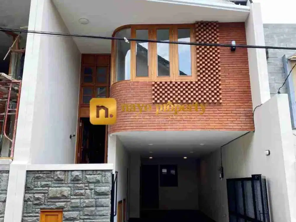 Rumah Mewah 4 Lantai Siap Huni Dalam Komplek Strategis di Rawamangun Jakarta Timur