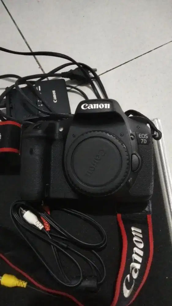 DIJUAL CANON EOS 7 D