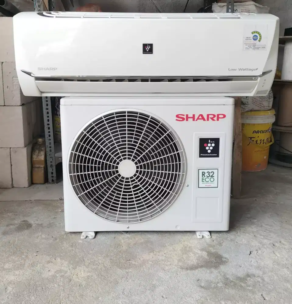 Sharp Plasmacluster 1/2pk low watt R32