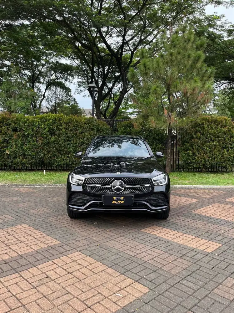 Mercedes Benz Mercy GLC 200 AMG Night Edition 2022