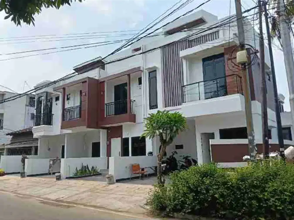 Rumah Minimalis Bagus Dekat Stasiun Jakarta Pusat