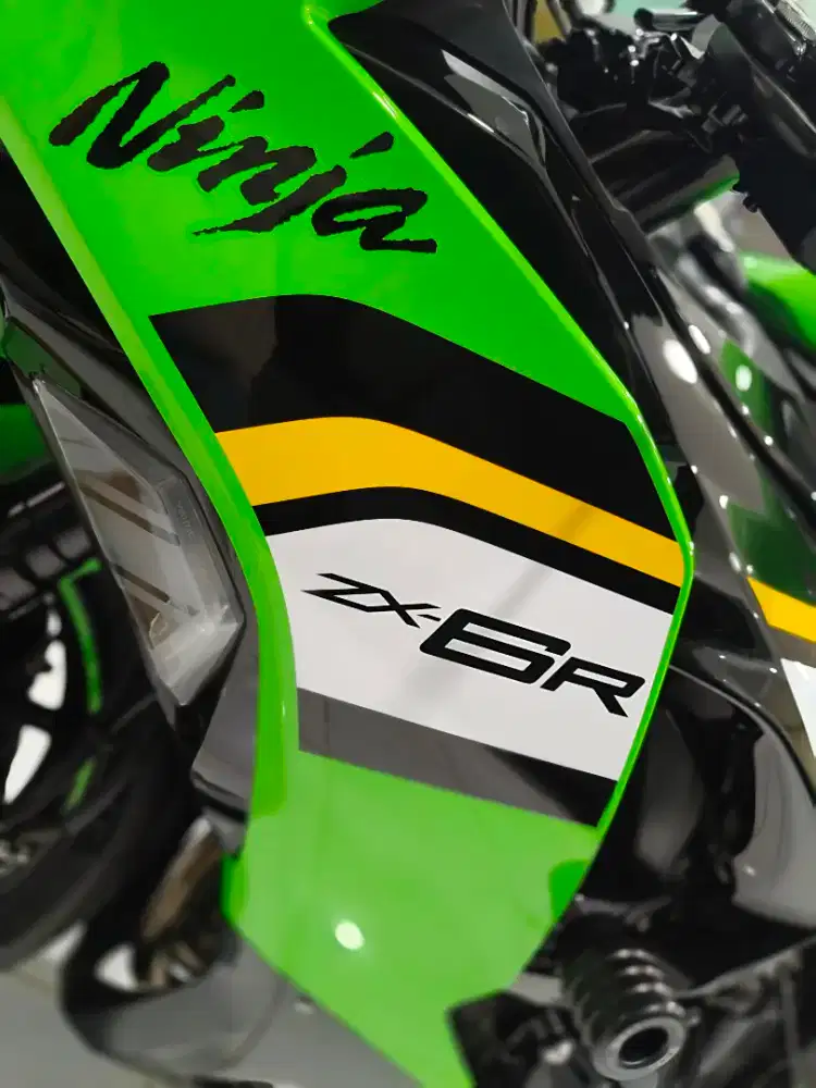 kawasaki zx6R tahun 2025