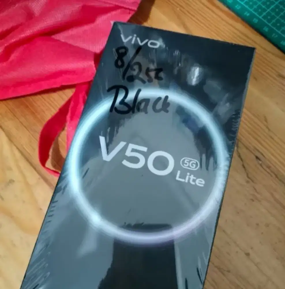 vivo V50 lite 5G 8/256gb