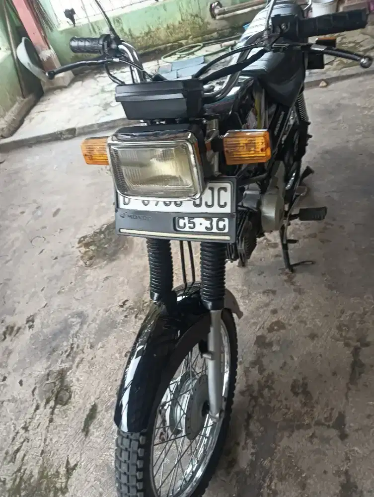 Di jual Honda win 100 14500