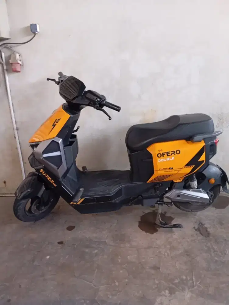 Sepeda Listrik Ofero KM rendah, Tangan Pertama, Baterai Masih bagus