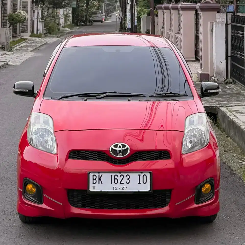Toyota Yaris E Matic 2013 Merah